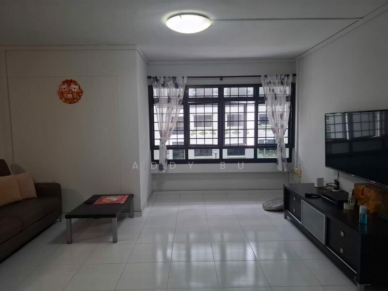 For Rent - 409 Sembawang Drive