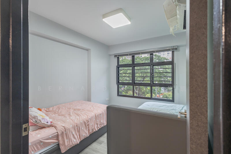 For Sale - 606B Tampines Street 61