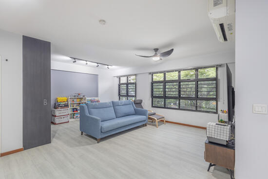 For Sale - 606B Tampines Street 61