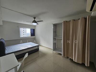 For Rent - 208 Boon Lay Place
