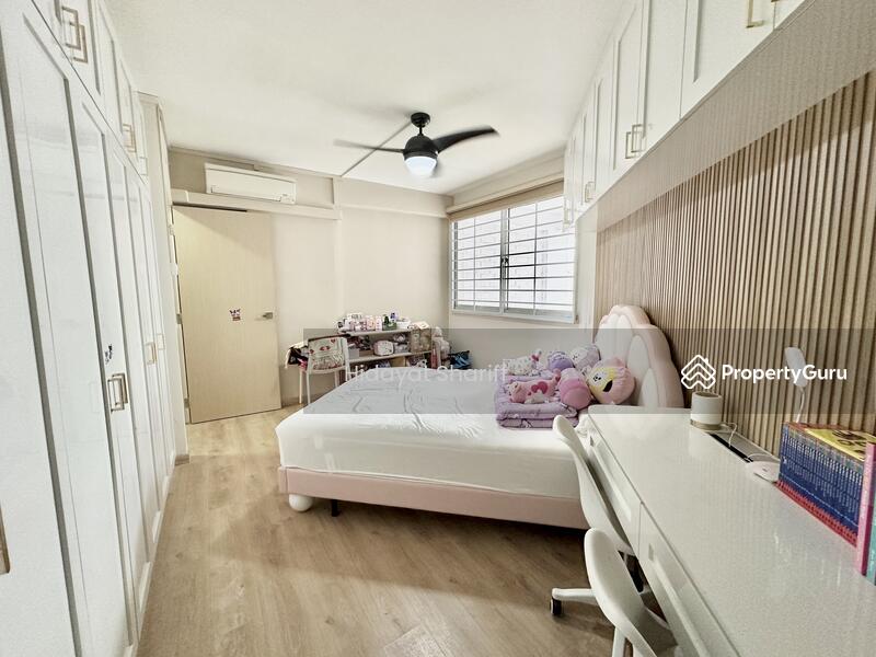 For Sale - 876 Tampines Street 84