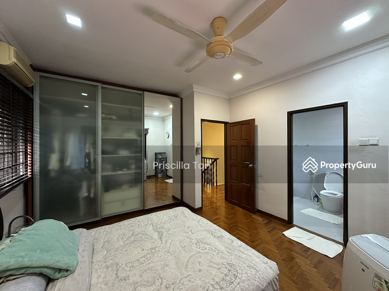 For Sale - Rare 2 Storey Corner-T @ near Serangoon MRT and Nex