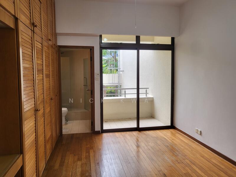 Ensuite Bedroom 1