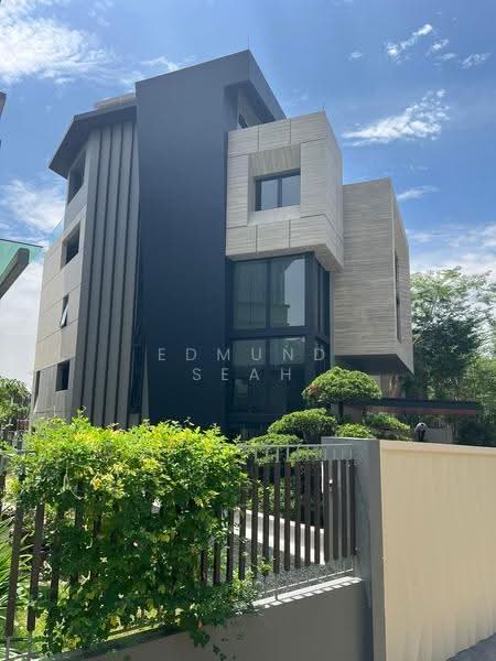 ★ Watten Estate ★ Brand New ★ 1km to RGPS ★ Tan Kah Kee MRT ★, Watten Estate | 1km to RGPS, Newton / Novena, 6 Bedrooms, 8,264 sqft, Detached House For Sale, by Edmund Seah, 60115400 - PropertyGuru.com.sg