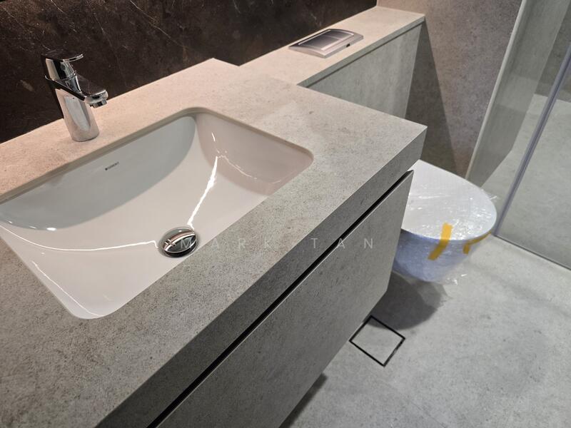 Perfect match of colours tone and floor