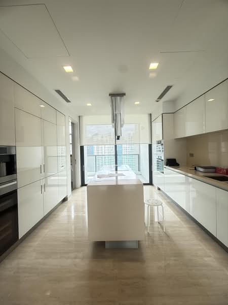 Tomlinson Heights, 31 Tomlinson Road, 5 Bedrooms, 4,047 sqft, Condominium For Sale, by Nancy Tey, 60115545 - Kitchen - PropertyGuru.com.sg