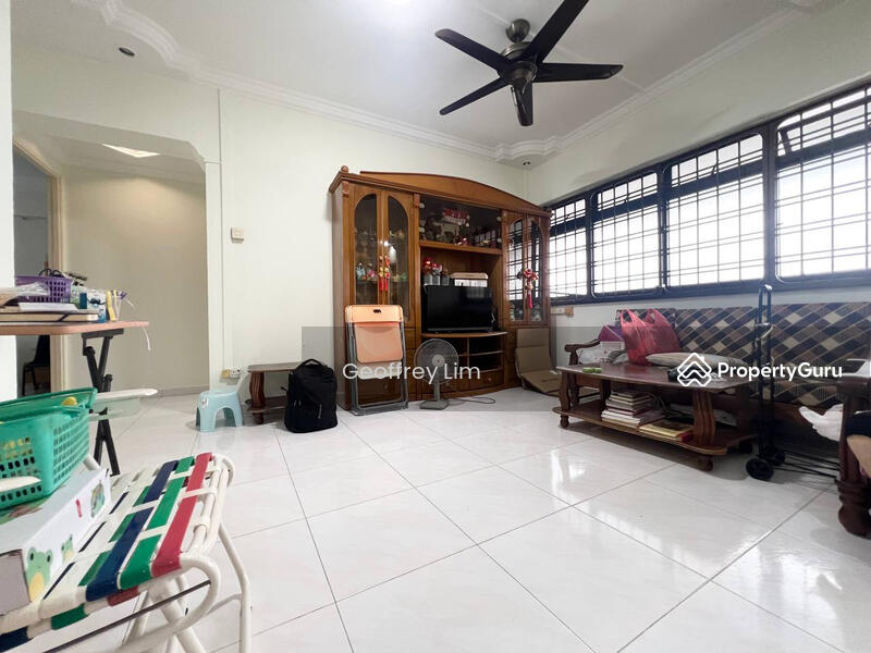 For Rent - 327 Sembawang Crescent