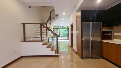 For Rent - Eleven @ Holland