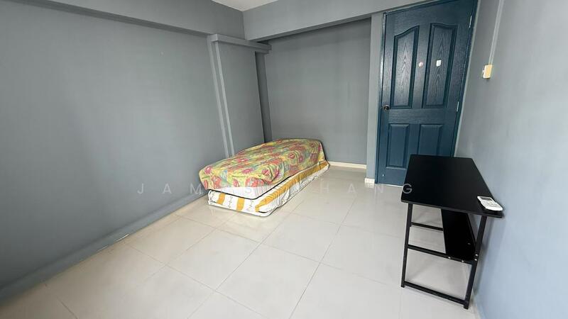 217 Petir Road, 217 Petir Road, 3 Bedrooms, 900 sqft, HDB Flat For Rent, by James Chang, 60115929 - Bedroom - PropertyGuru.com.sg