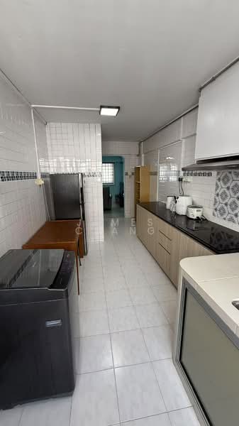 217 Petir Road, 217 Petir Road, 3 Bedrooms, 900 sqft, HDB Flat For Rent, by James Chang, 60115929 - Kitchen - PropertyGuru.com.sg