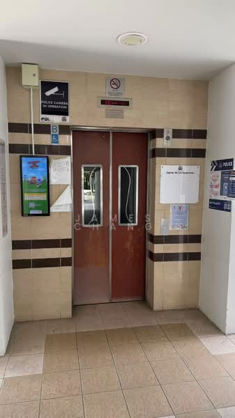 217 Petir Road, 217 Petir Road, 3 Bedrooms, 900 sqft, HDB Flat For Rent, by James Chang, 60115929 - Entrance - PropertyGuru.com.sg