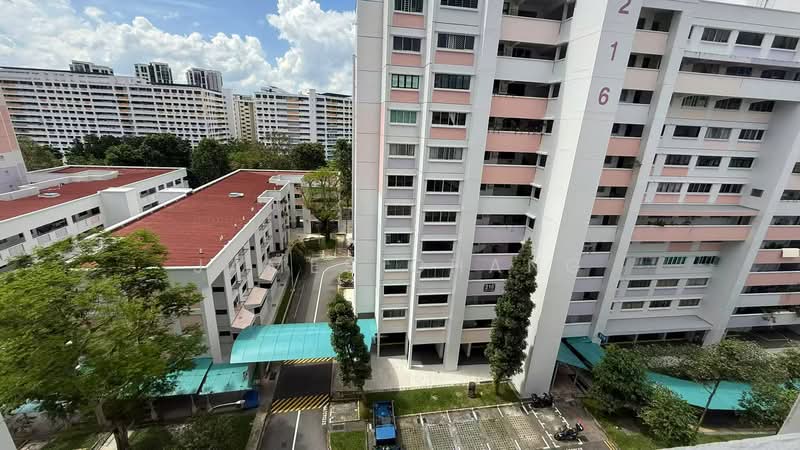 217 Petir Road, 217 Petir Road, 3 Bedrooms, 900 sqft, HDB Flat For Rent, by James Chang, 60115929 - Exterior - PropertyGuru.com.sg