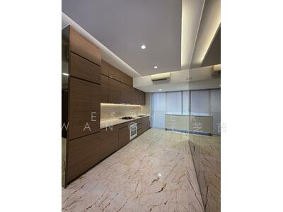 For Rent - Queens Peak