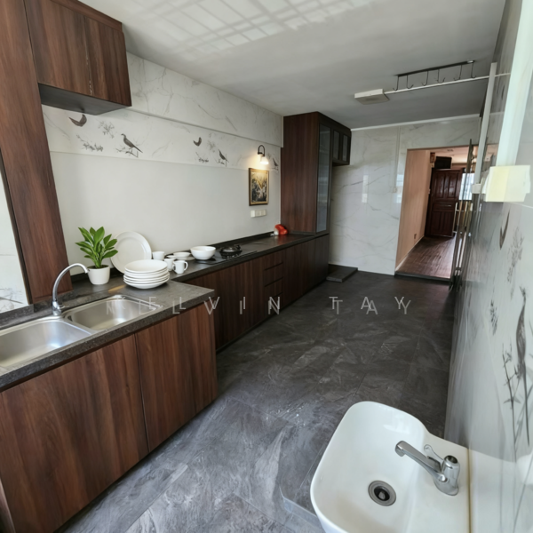 For Sale - 546 Jurong West Street 42