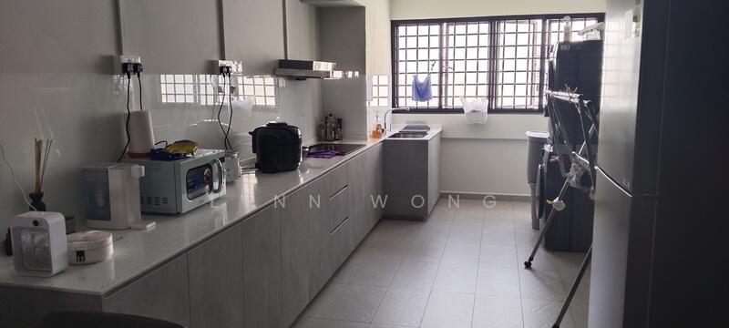 126 Yishun Street 11, 126 Yishun Street 11, Room Rental, 120 sqft, HDB Flat For Rent, by Lynn Wong, 60116248 - Kitchen - PropertyGuru.com.sg