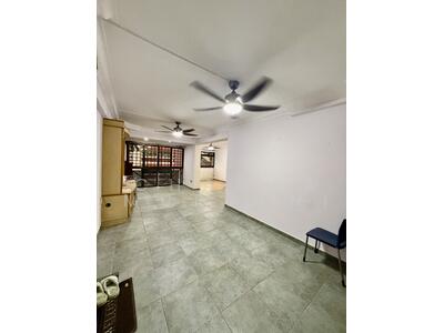 For Sale - 722 Tampines Street 72