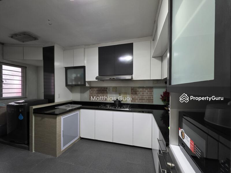 For Sale - 405 Jurong West Street 42