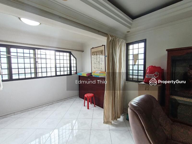 For Sale - 111 Bukit Batok West Avenue 6