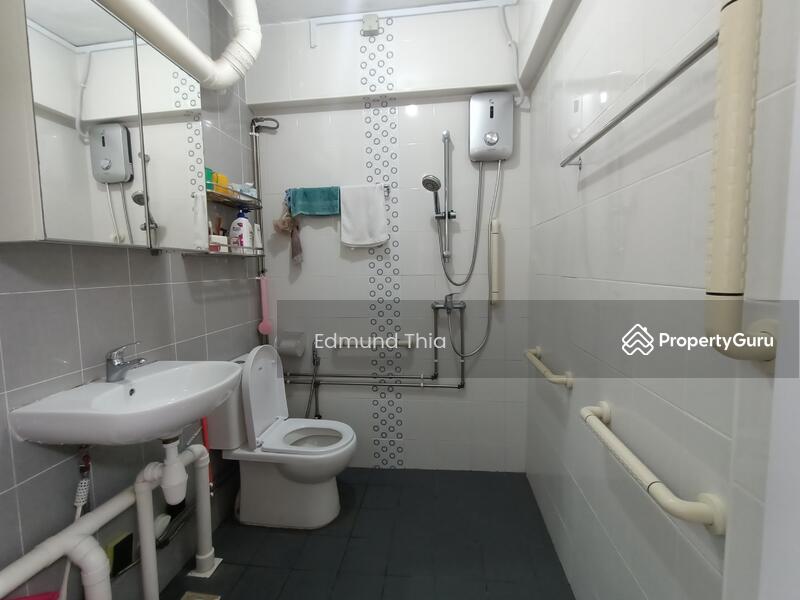 For Sale - 111 Bukit Batok West Avenue 6