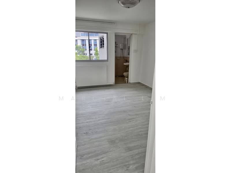 714 Yishun Street 71, 714 Yishun Street 71, 3 Bedrooms, 893 sqft, HDB Flat For Sale, by Marcial Lim, 60116382 - Bathroom - PropertyGuru.com.sg