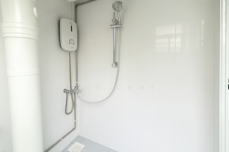 247 Tampines Street 21, 247 Tampines Street 21, Room Rental, 150 sqft, HDB Flat For Rent, by Eric Choy, 60116417 - Bathroom - PropertyGuru.com.sg