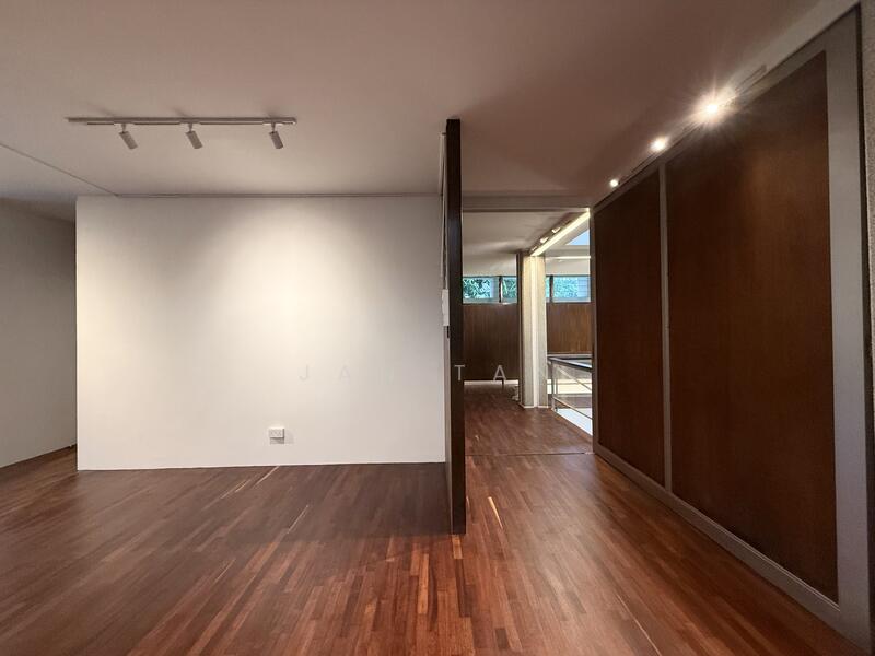 Walkway leading to bedrooms