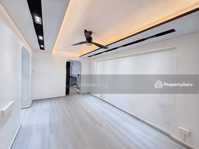 For Rent - 694 Hougang Street 61
