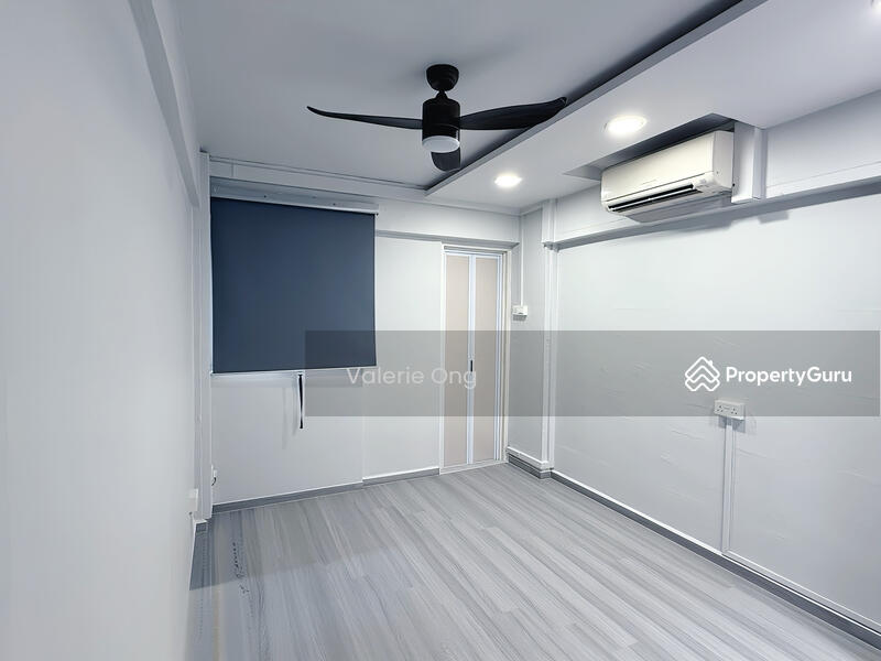 For Rent - 694 Hougang Street 61