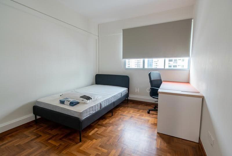 348 Clementi Avenue 5, 348 Clementi Avenue 5, Buona Vista / West Coast / Clementi New Town, 3 Bedrooms, 950 sqft, HDB Flat For Rent, by Jovan Khoo, 60116620 - Bedroom - PropertyGuru.com.sg