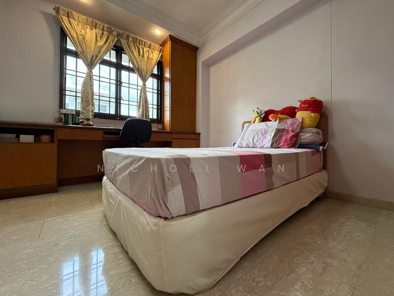 Common bedroom 2