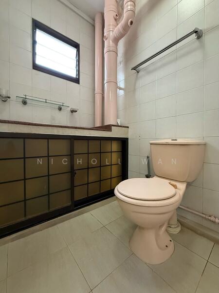 Common Bathroom