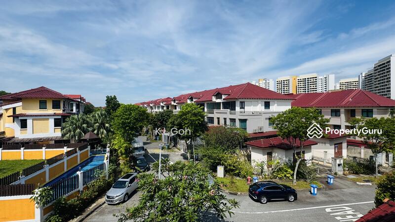 For Sale - ⭐️⭐️LANDED7772@3 STOREY TERRACE WITH 6 BEDROOMS, SPACIOUS, NEAR FUTURE MRT
