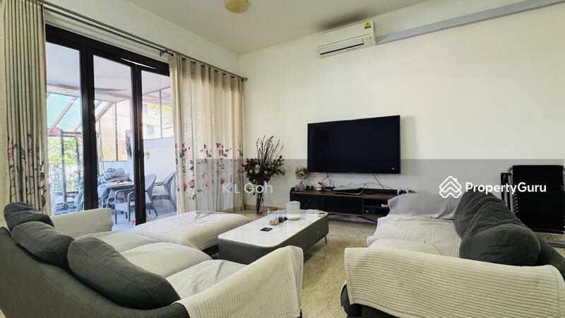 For Sale - ⭐️⭐️LANDED7772@3 STOREY TERRACE WITH 6 BEDROOMS, SPACIOUS, NEAR FUTURE MRT