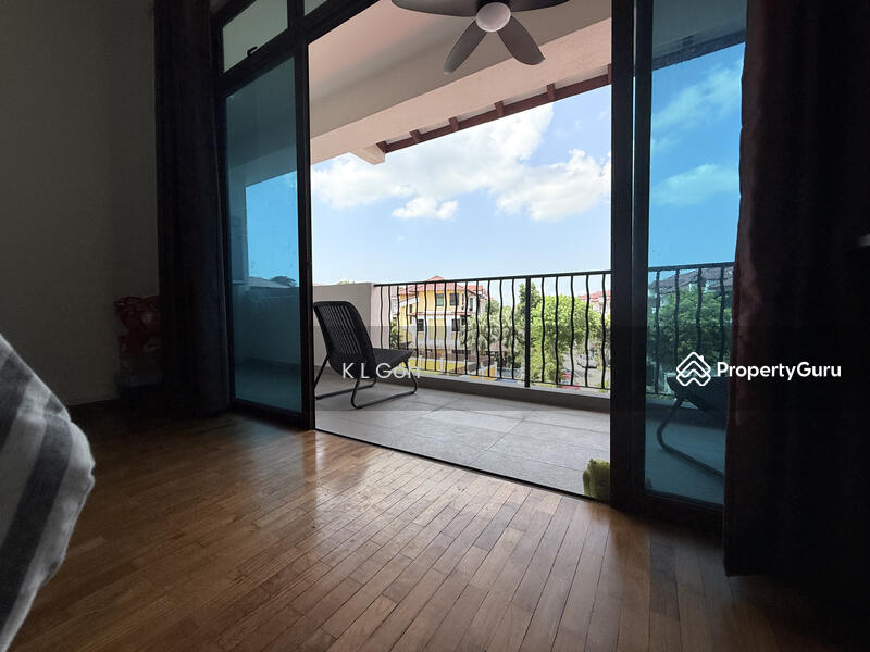 For Sale - ⭐️⭐️LANDED7772@3 STOREY TERRACE WITH 6 BEDROOMS, SPACIOUS, NEAR FUTURE MRT