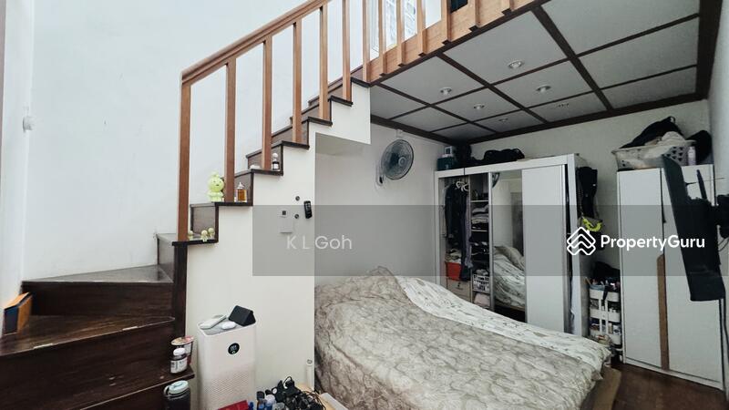 For Sale - ⭐️⭐️LANDED7772@3 STOREY TERRACE WITH 6 BEDROOMS, SPACIOUS, NEAR FUTURE MRT