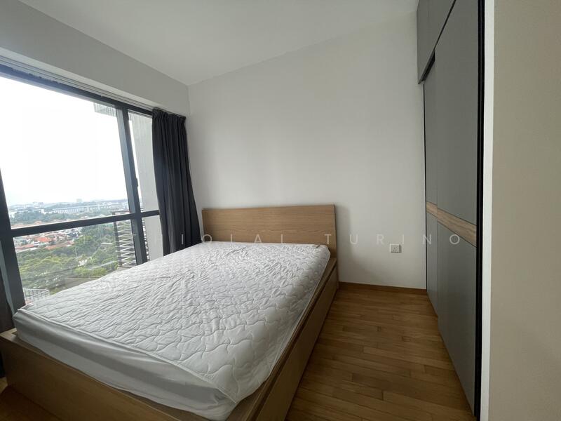 Twin VEW, 93 West Coast Vale, 2 Bedrooms, 710 sqft, Condominium For Rent, by Isthiqlal Turino, 60116735 - Master Room - PropertyGuru.com.sg