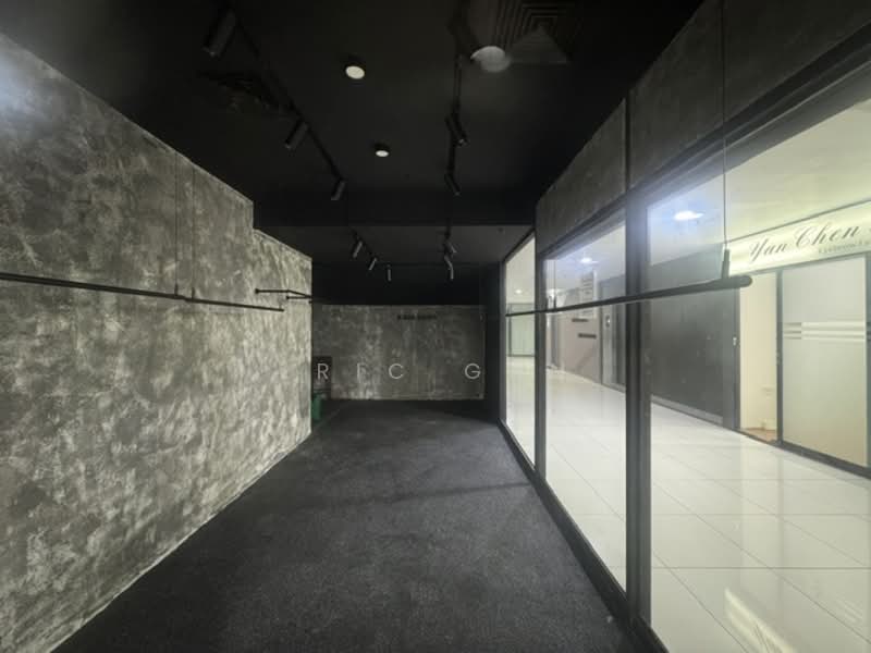 Orchard Plaza, 150 Orchard Road, 280 sqft, Other Retail For Rent, by Eric Gan, 60116826 - 377 sqft, 3rf floor Unit - CommercialGuru.com.sg