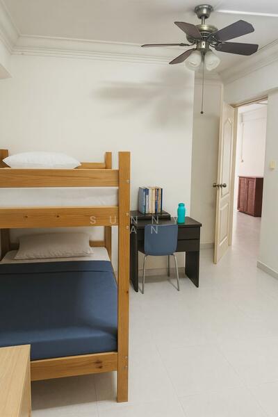 6 Beach Road HDB Flat For Sale at S$ 580,000 | PropertyGuru Singapore - Bedroom