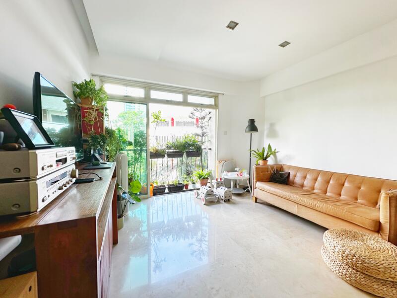 For Sale - Crystal Rhu