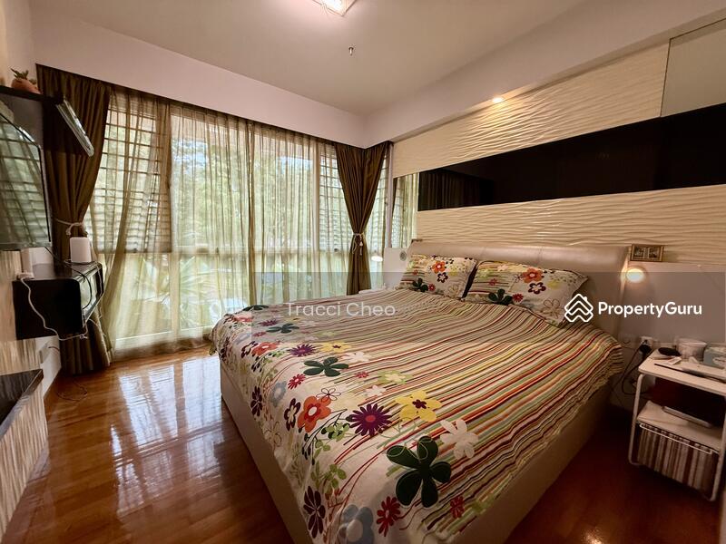 Bedroom 1 (master)