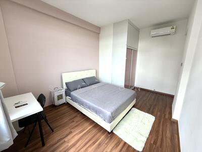 For Rent - Parc Oasis