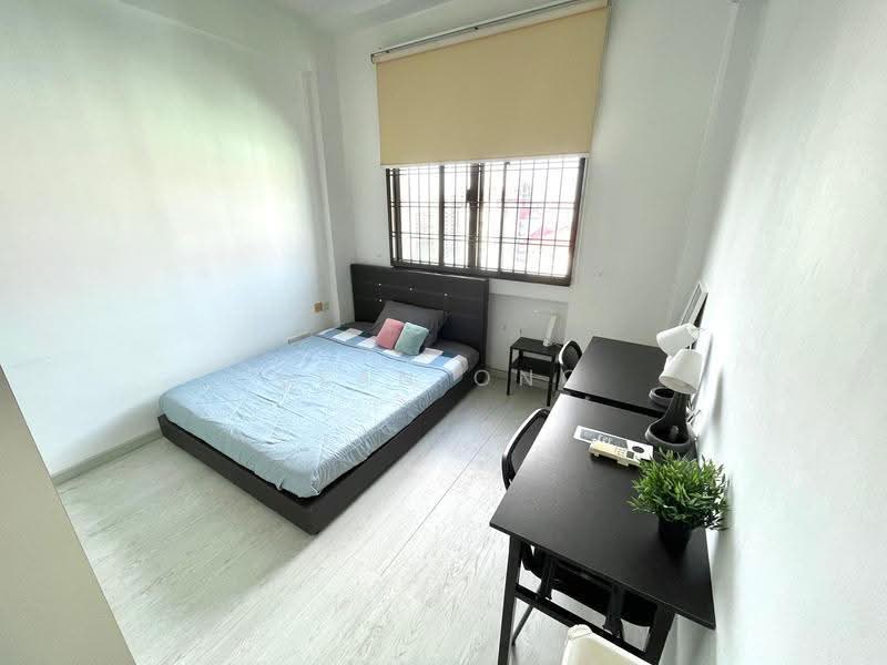 Parc Oasis, 35 Jurong East Avenue 1, Boon Lay / Jurong / Tuas, Room Rental, 150 sqft, Condominium For Rent, by Sean Ong, 60116945 - Bedroom - PropertyGuru.com.sg