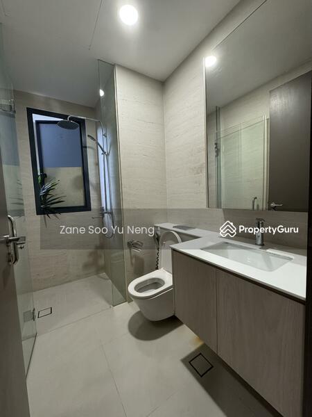 Master Toilet 