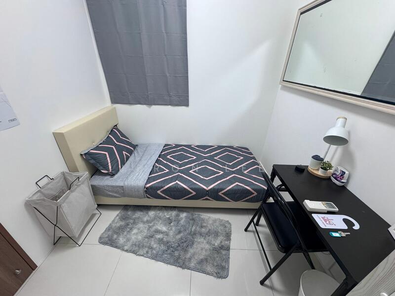 The Centris, 77 Jurong West Central 3, Room Rental, 130 sqft, Apartment For Rent, by Jeron Lee, 60116996 - Bedroom - PropertyGuru.com.sg