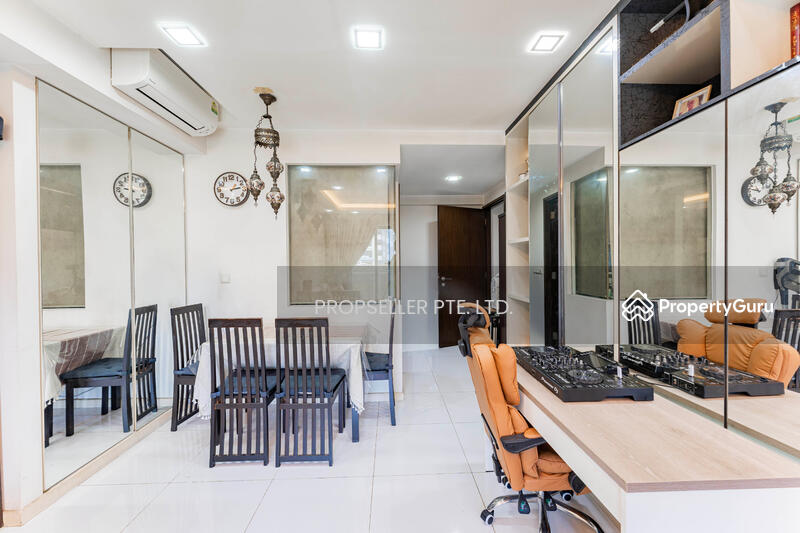 For Sale - Riverparc Residence