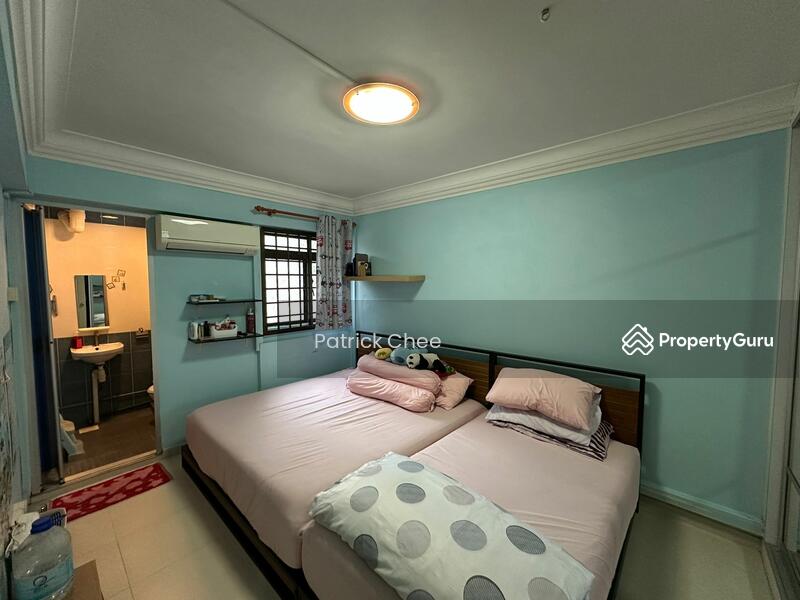 For Sale - 244 Jurong East Street 24
