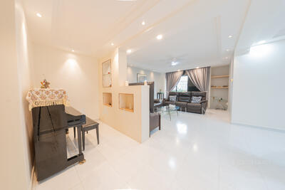 For Sale - 360C Admiralty Drive