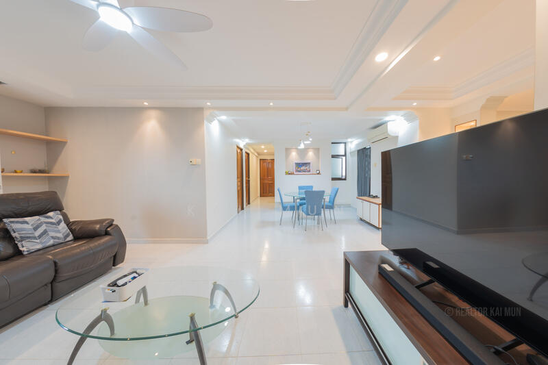 For Sale - 360C Admiralty Drive