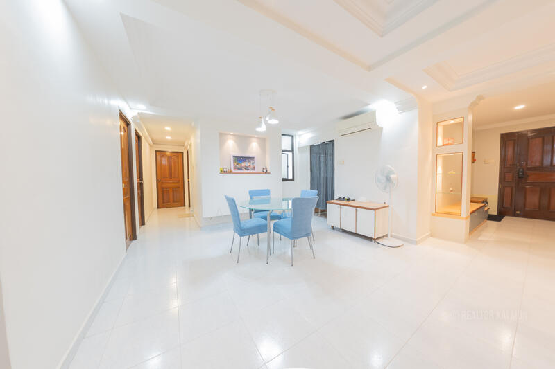 For Sale - 360C Admiralty Drive