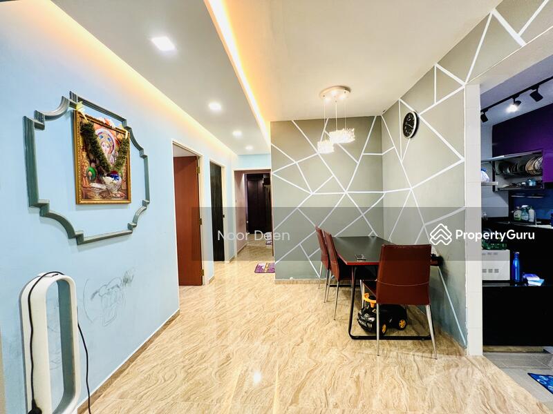 For Sale - 785C Woodlands Rise
